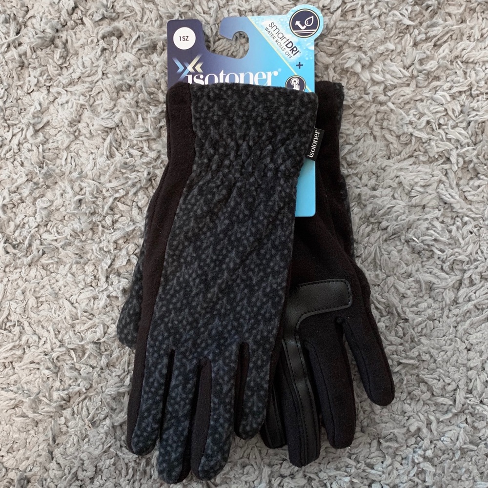 Isotoner SmartDri Touchscreen Technology Gloves